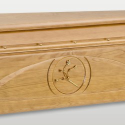 ATAUD FERETRO EN PINO CON RAMO EN LATON DISTRIBUIDO PARA FUNERARIAS Y TANATORIOS 100% ITALIANO